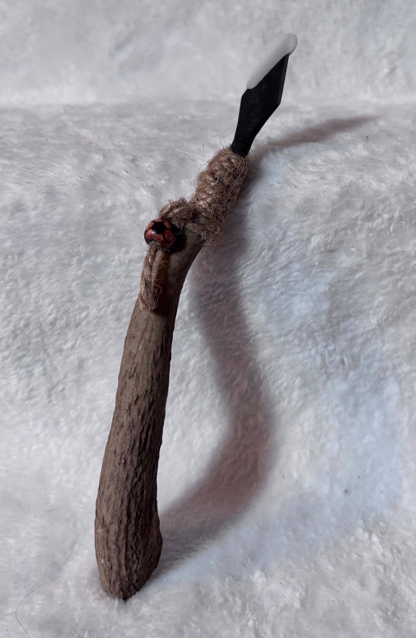 Primitive Knives